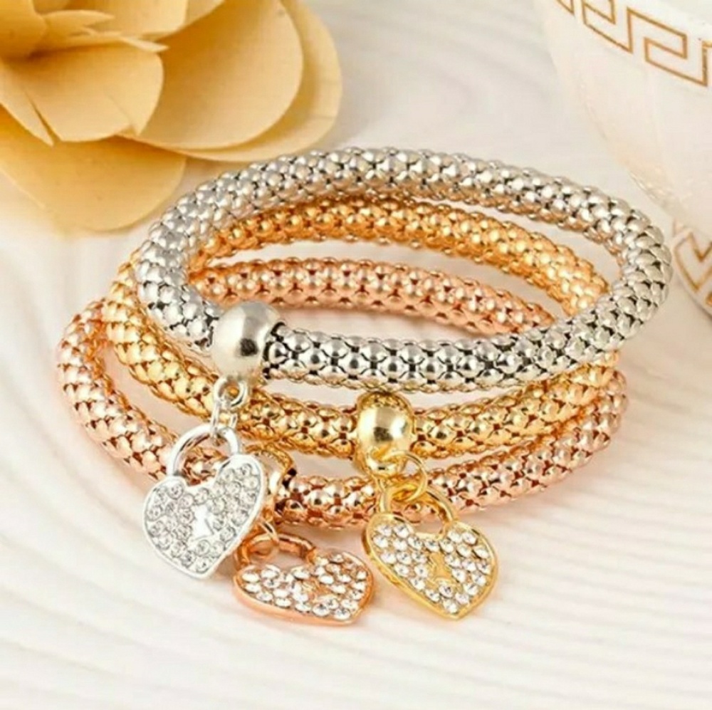 Gold Silver Rose Gold Heart Pendant Bracelets - Picture 4 of 5